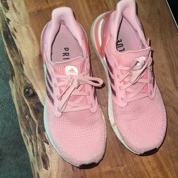 Adidas Primeblue Athletic Shoes - Picture 2 of 3